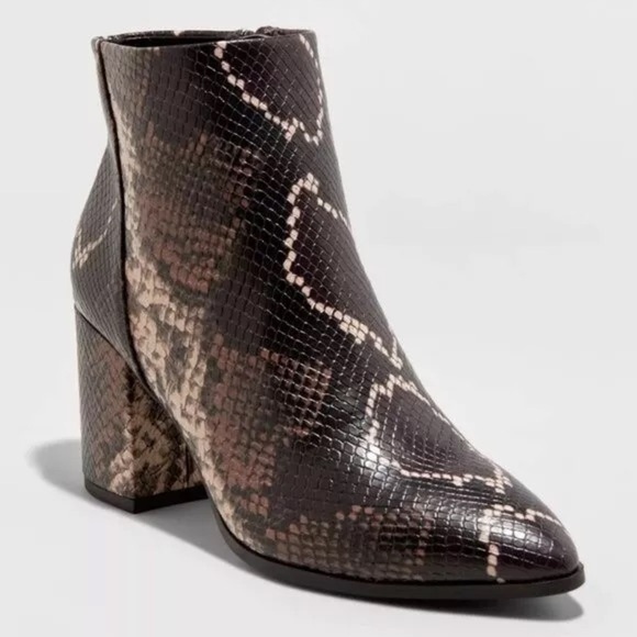 Steve Madden Jillian Snake Print Booties - Picture 1 of 8